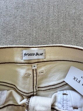Studio Blue Cream Jeans with Brown Stitching Ladies